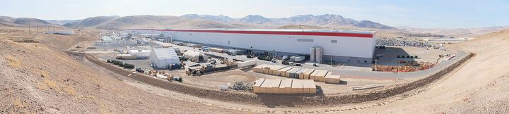 揭秘特斯拉超級電池工廠 這里是機(jī)器人的世界