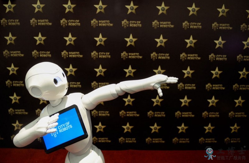 “機(jī)器人之城”展出的機(jī)器人，都萌翻啦