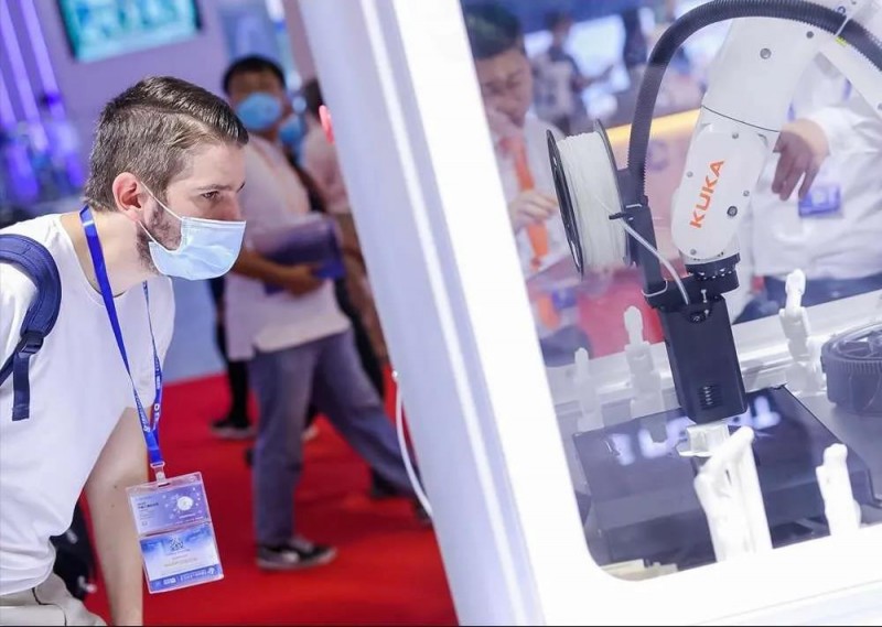 INTAMSYS攜手KUKA推出3D打印創新解決方案